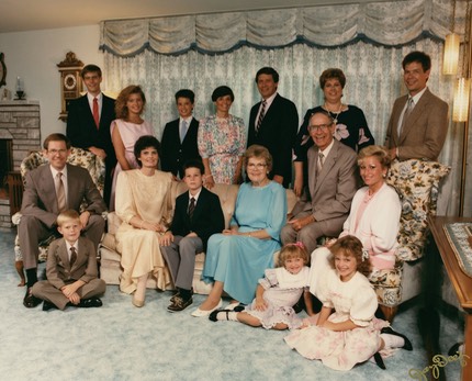 ClarenceEstherFamily50thAnniversary1987