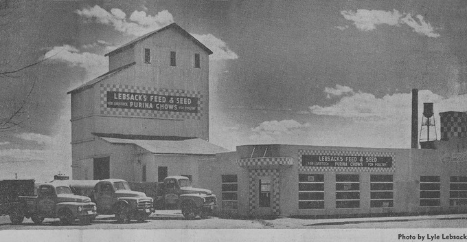 LF003 Feedstore1954