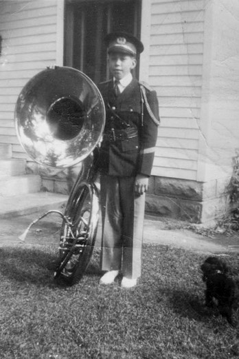 LyleSousaphone1951