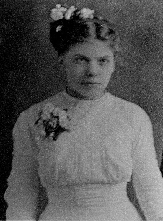 HH004 AliceHoffmanCA1910