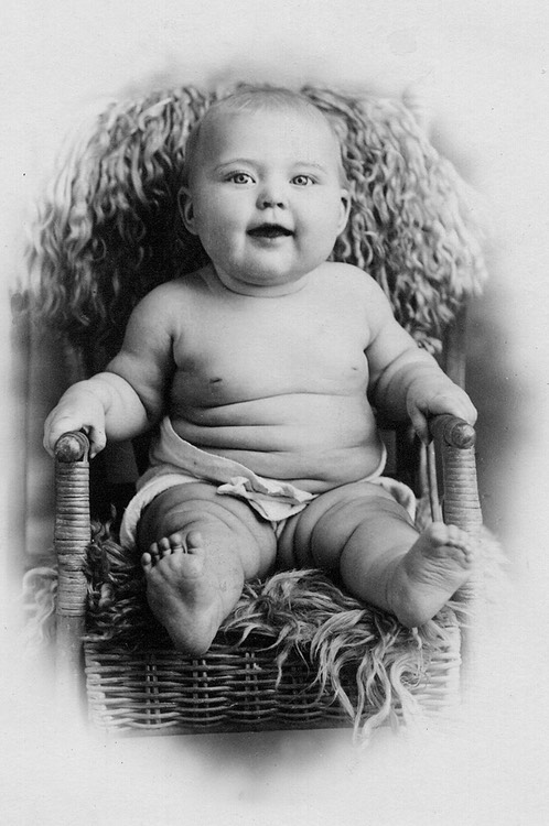 HH010 EstherBaby1918 copy