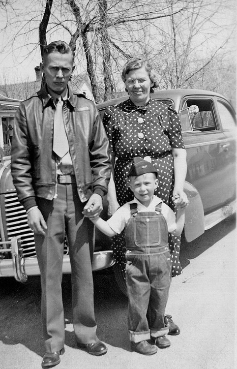 HH070 AliceHankLyle1943