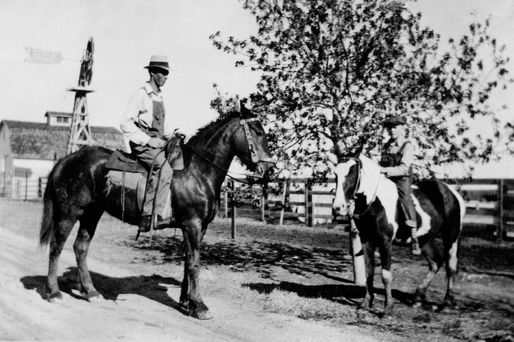 JL043 ClarenceElmerDoblerHorseback