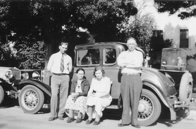 JL067 JacobKatherineJakeFannyKleinFreds31Chevy