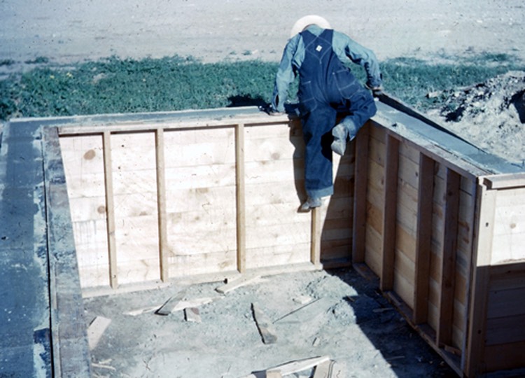 JL089 JacobLebsackBuildingScale49