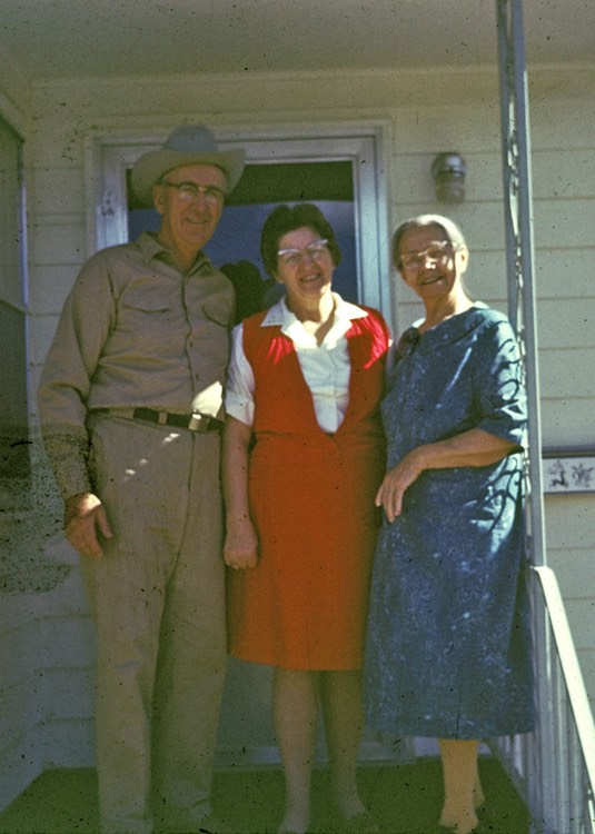 JL142 KatherineTedLydia69