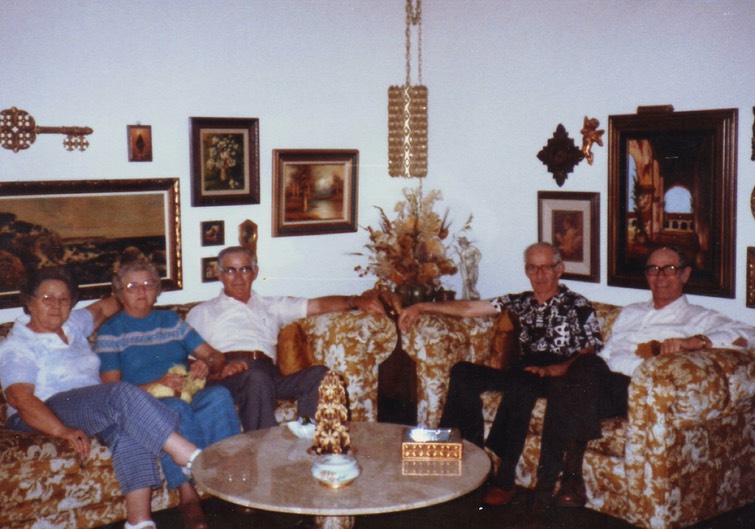 JL160n Molly Mary John Fred Clarence Dinuba 79