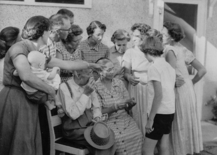 JL1958 JacobKatherineFamily_Sept_58tiff