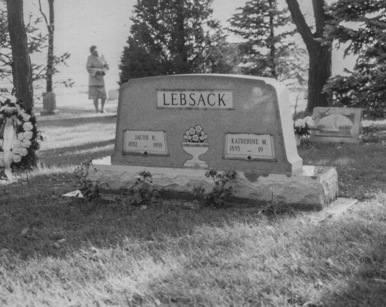 JL1959 JacobLebsackHeadstone_Feb16_1959