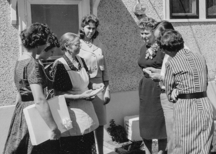 JL1961 KatherineSharonEsther